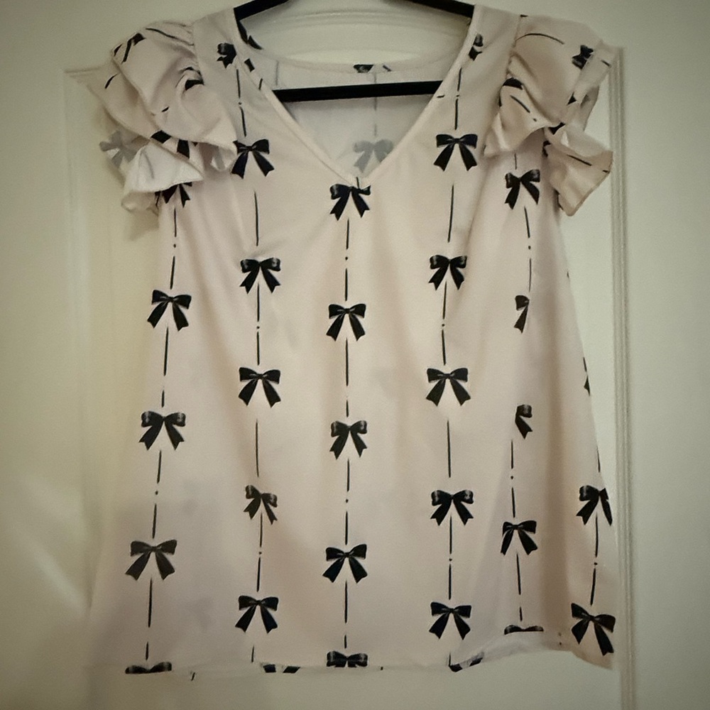 Women's Ruffle Sleeve Bow Print Top